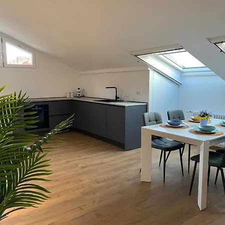 Sky View Διαμέρισμα *